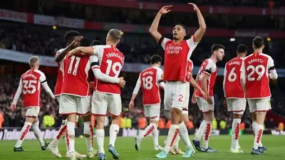Premier League: Arsenal Beat Burnley 3-1 To Level Leaders Man City
