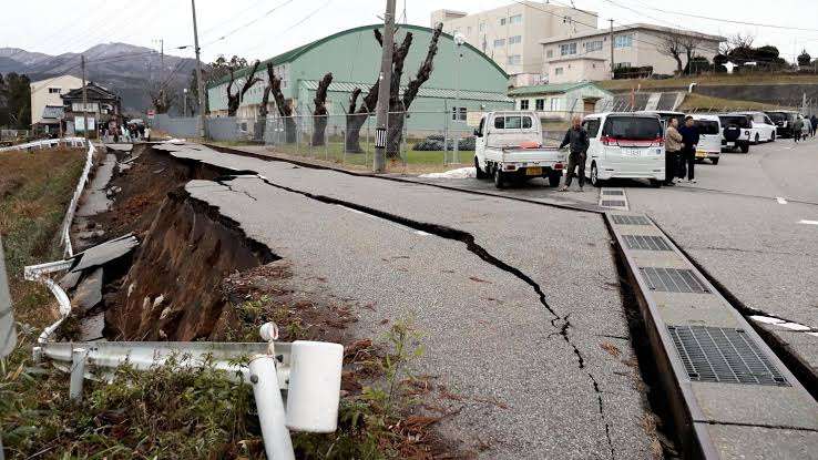 Massive Earthquake Hits Japan, Leaving Huge Destruction and Evacuations