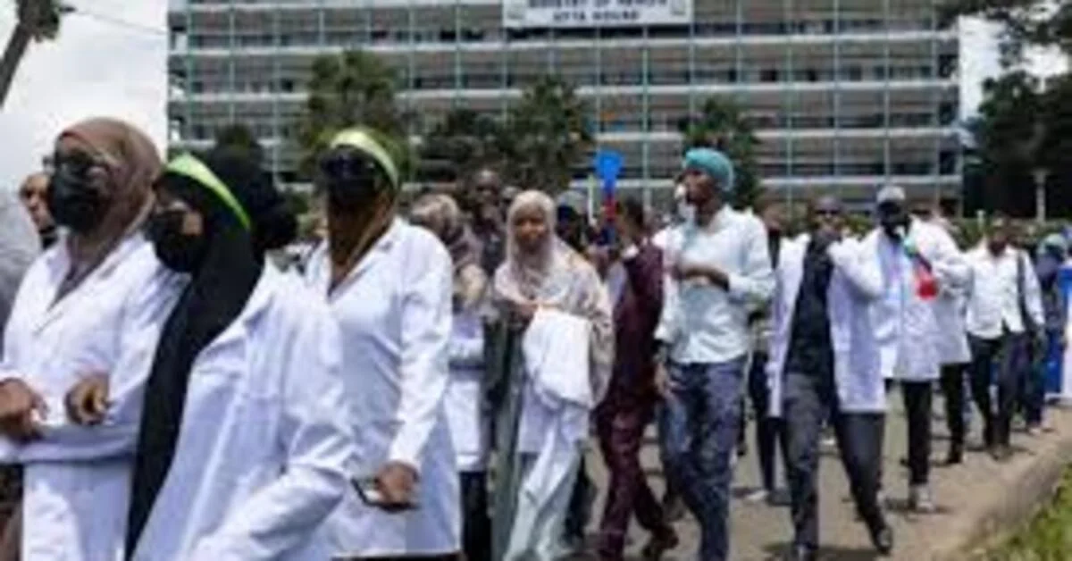 Protest Hits Lokoja Teaching Hospital as 272 Doctors Resign