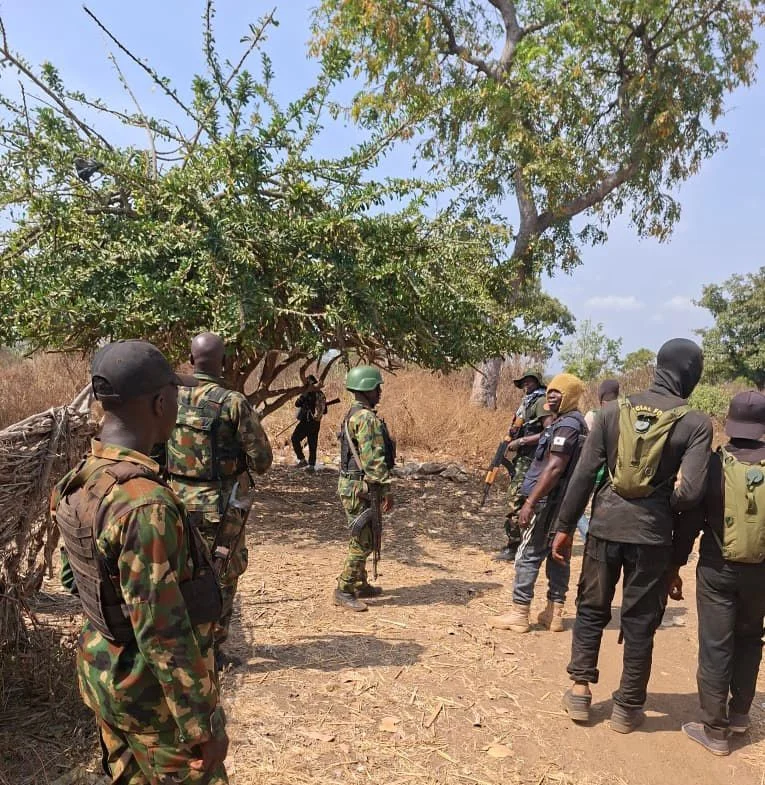 Nigerian Army troops in Kogi ambush bandits, recover weapons, and arrest logistics supplier