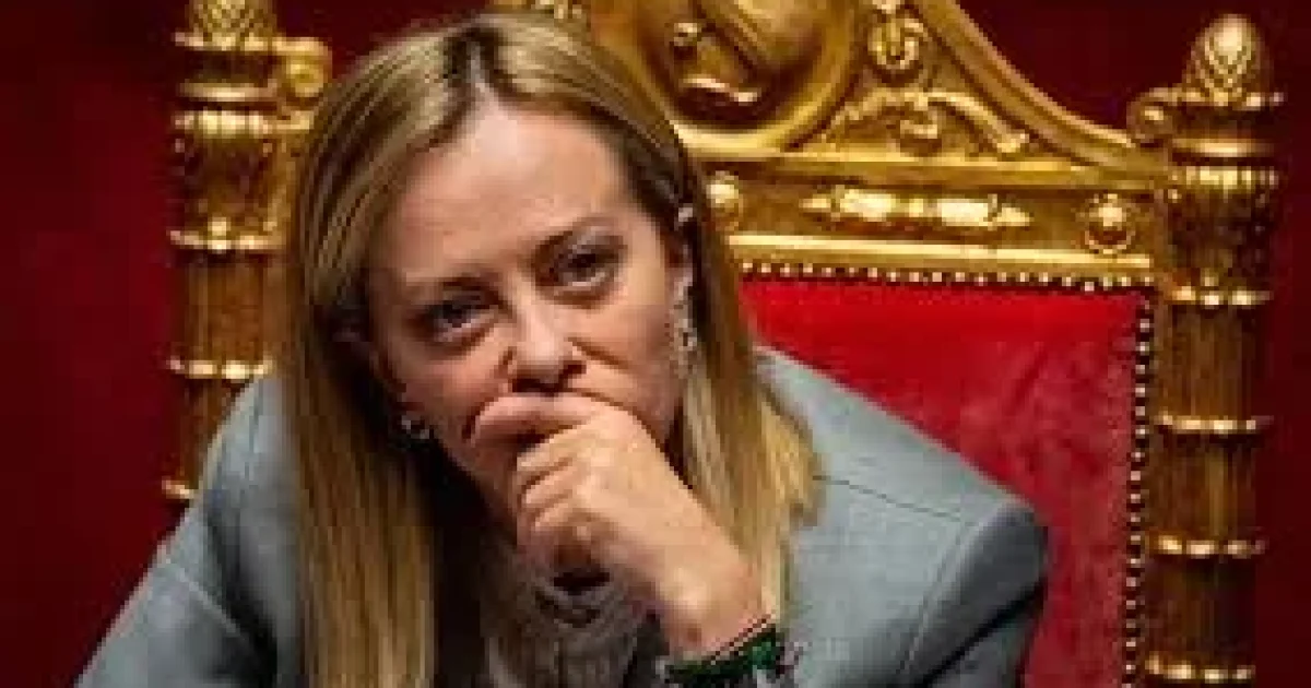 Italian Prime Minister Giorgia Meloni speaking during a radio interview about Middle East tensions and Italy’s defensive support to Gulf countries.